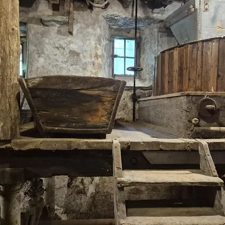 Molino Valsecchi 1369 منزل للإقامة Asso