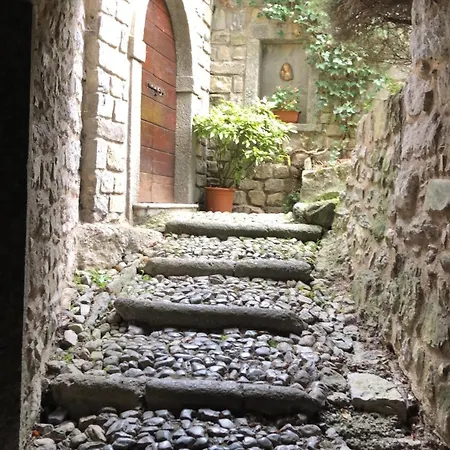 Molino Valsecchi 1369 Homestay